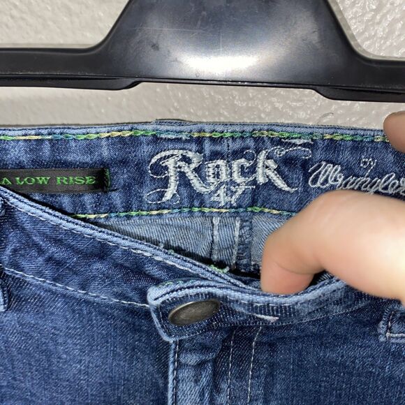 Wrangler Rock 47 Ultra Low Rise Jeans Size 27x32 Blue - Picture 2 of 6